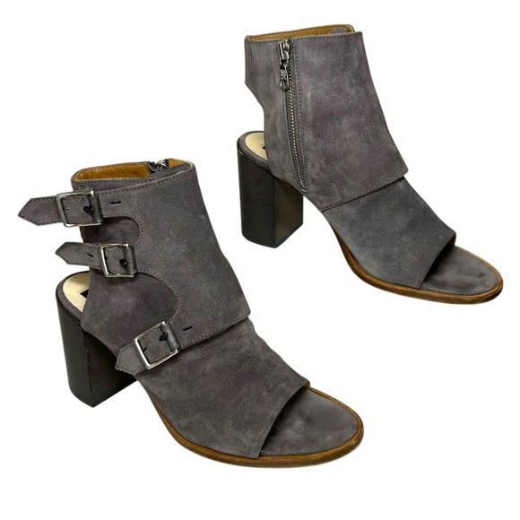 Rag & Bone - Women’s ‘Marta' Suede, Cut-Out Bootie - Grey, Size 38.5 IT, 8.5 US - Picture 2 of 16